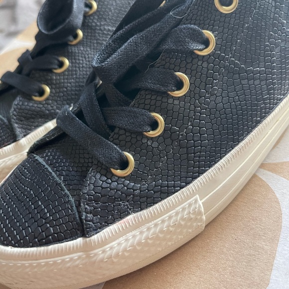 CONVERSE OX LEATHER SNAKE SKIN PRINT SNEAKERS - Picture 14 of 15